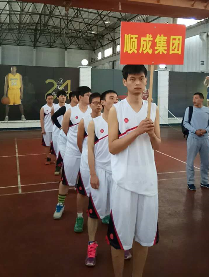 恒峰g22集团参与中嘉业集团第三届篮球约请赛剪影